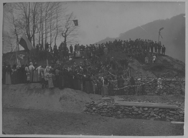 Posa della prima pietra della chiesa di Sant'Antonio Abate da parte di S.E. Mons. Peri-Morosini