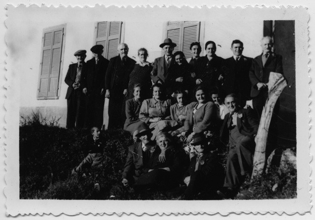 Gruppo di persone in posa