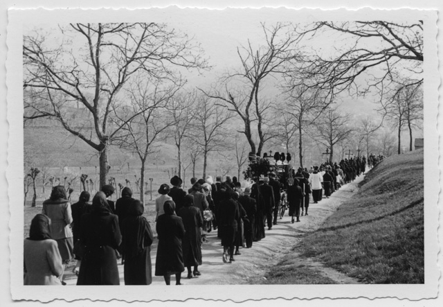 Corteo funebre di Purissima Morosoli
