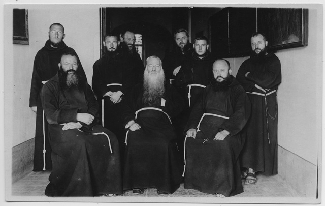 Ritratto di frati all'interno del Convento di Bigorio