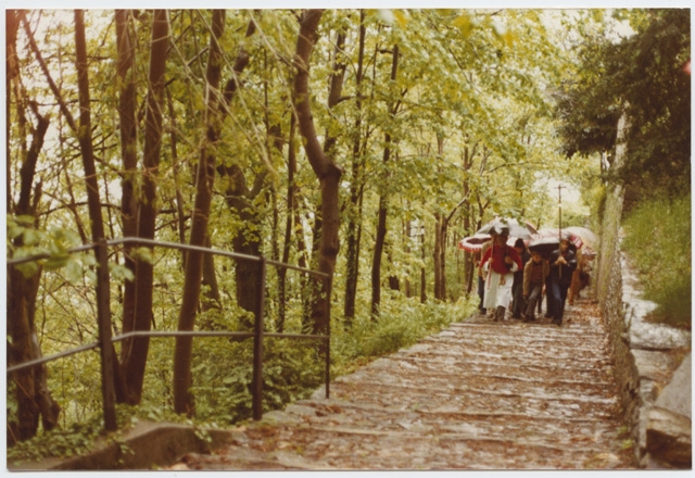 Arrivo della processione dell'Ascensione al Convento di Bigorio
