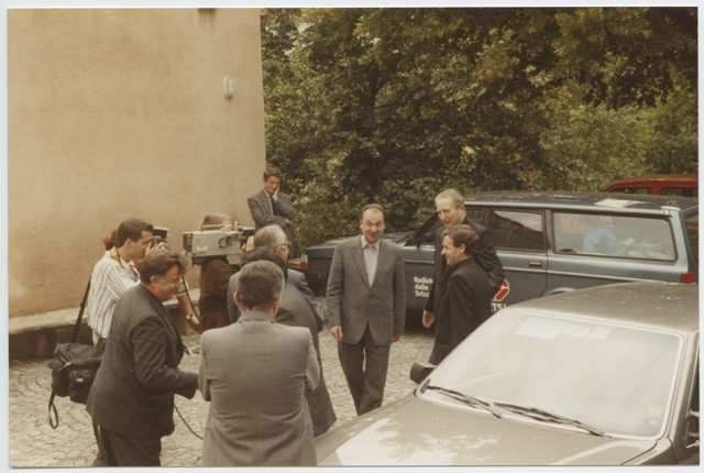 L'Arcivescovo Carlo Maria Martini e Monsignor Eugenio Corecco all'arrivo al Convento di Bigorio