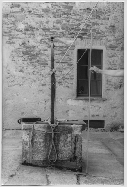 Pozzo nel chiostro del Convento di Bigorio