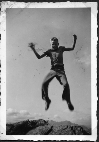 Carluccio Gianini mentre fa un salto