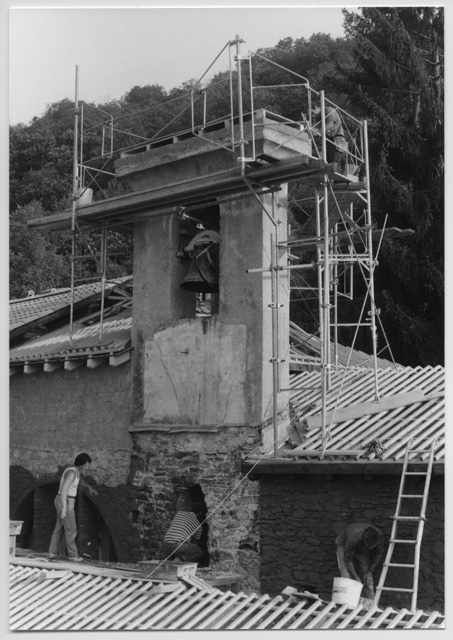 Campanile della chiesa del Convento di Bigorio durante i lavori di restauro