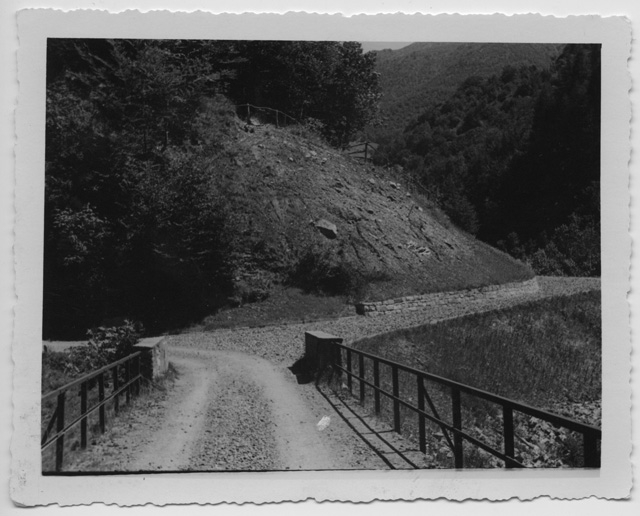 Bivio della strada dopo Maglio di Colla