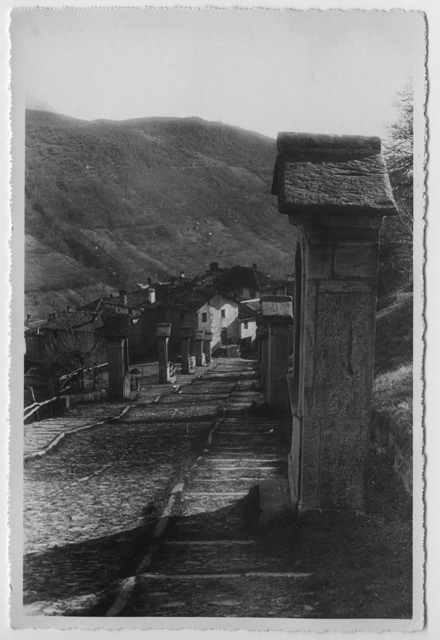 Veduta della Via Crucis di Bidogno