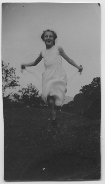 Gina Maria Rossi mentre salta la corda