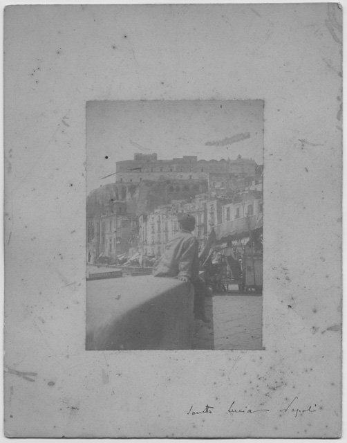 Veduta di via Santa Lucia a Napoli
