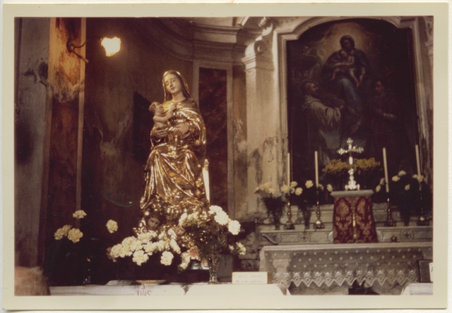Altare della chiesa di San Bernardo a Roveredo