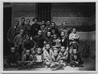 Studenti dell'istituto Landriani in posa