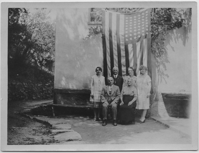 Riunione di emigrati al mulino di Tesserete