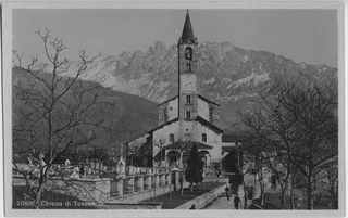 Cartolina della chiesa S. Stefano di Tesserete con il cimitero