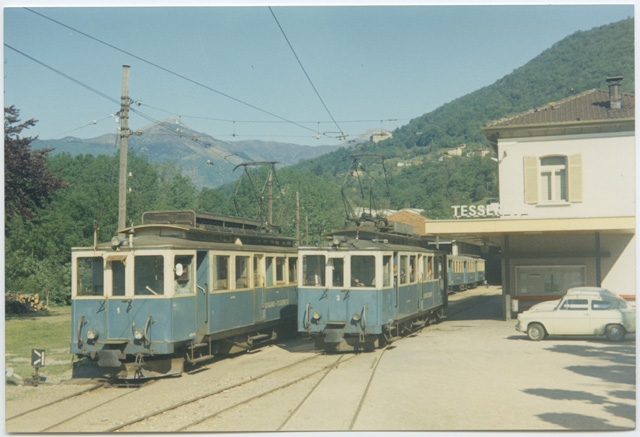 Cartolina della stazione di Tesserete con la ferrovia Lugano-Tesserete