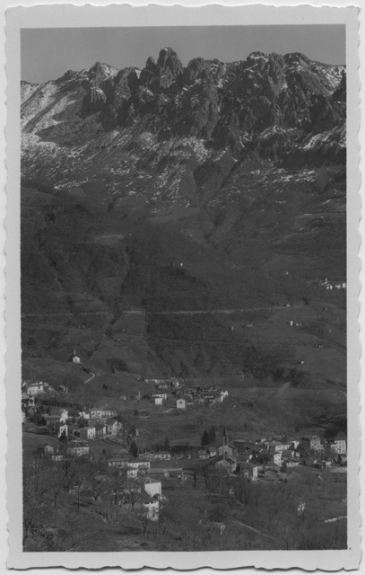 Cartolina di Tesserete con i Denti della Vecchia