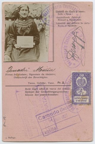 Tessera per turisti svizzeri di Maria Quadri