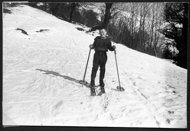 Renato Gianini sugli sci a Corticiasca