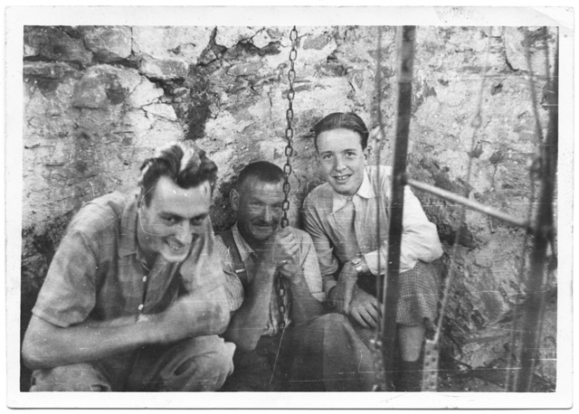Edy Menghetti, Dante Storni e Giovanni Ferrari sul campanile della chiesa di Sala per la Madonna del Carmelo