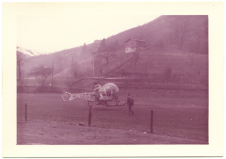 Atterraggio dell'elicottero dell'azienda elettrica Massagno a Tesserete