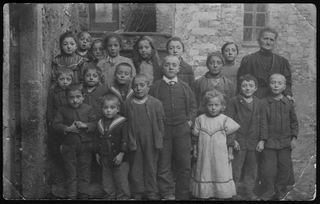 Classe scolastica della maestra Canonica a Piandera