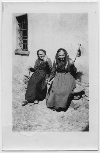 Filatrici alla Casa San Carlo