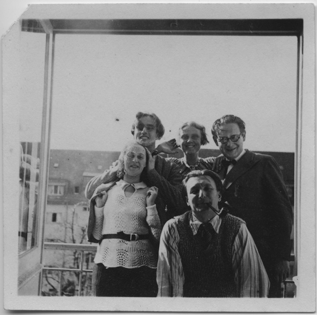 Mario Bernasconi con amici