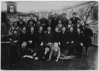 Classe scolastica in posa