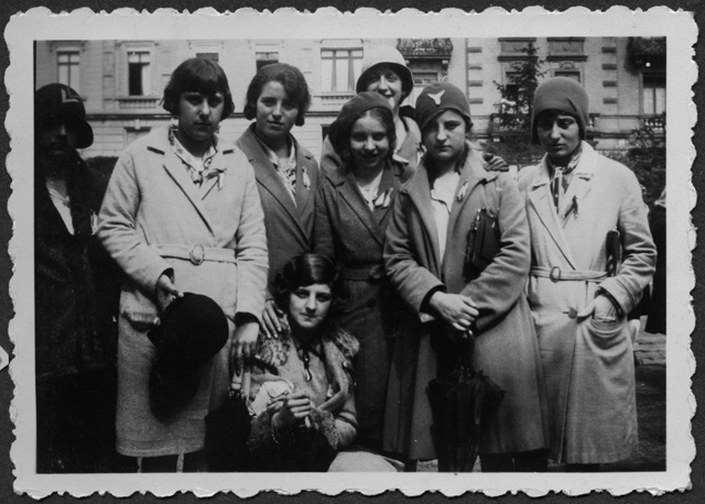 Studentesse del collegio Sant'Agnese a Lucerna