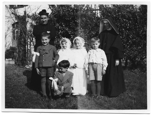 Prima Comunione a Comano con Don Morandi e Suor Savina