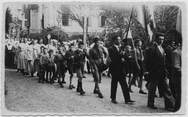 Processione per la Madonna del Rosario
