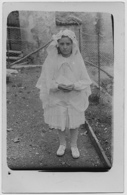 Armida Campana il giorno della Prima Comunione