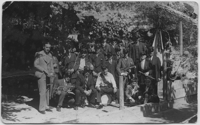 Gruppo bandistico a Comano