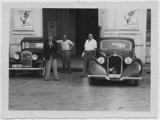 Uomini in gita in italia