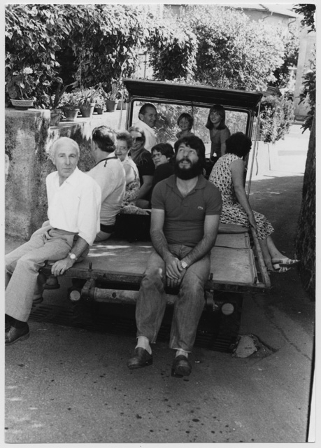 Gruppo in partenza per la sagra di San Bernardo a Comano