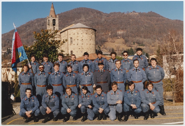 Corpo Pompieri Capriasca in posa a Tesserete