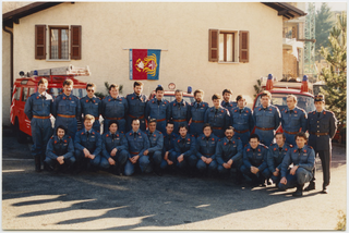 Corpo Pompieri Capriasca in posa a Tesserete