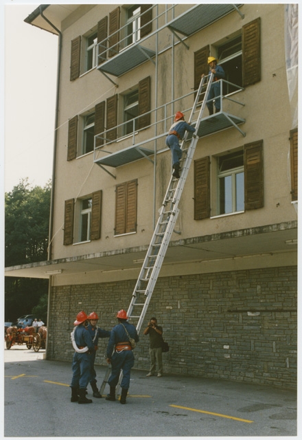 Esercitazione del Corpo Pompieri Capriasca alla caserma di Tesserete