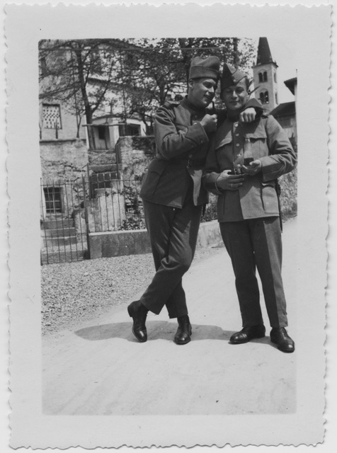 Walter Rutz e Geo Albertini in divisa militare