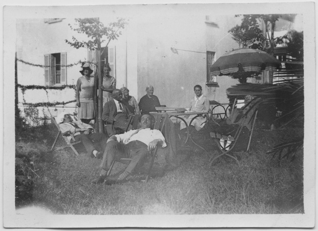 Gruppo in giardino a Sonvico