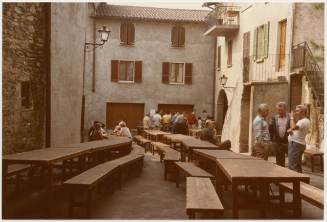 Raduno di via al Forte a Comano