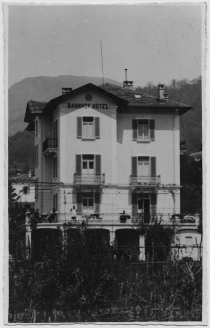 Cartolina dell'Hotel de la Gare a Dino