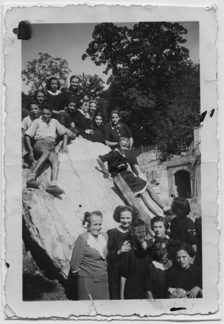 Classe scolastica in posa