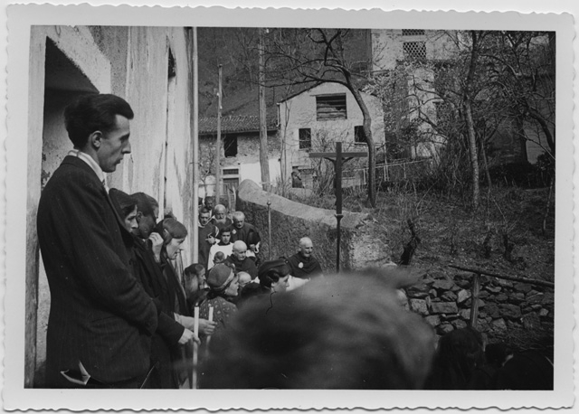 Funerale militare a Bidogno