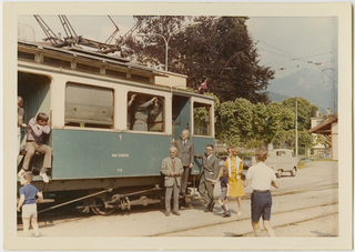 Autorità alla partenza dell'ultima corsa del tram della linea Lugano-Tesserete