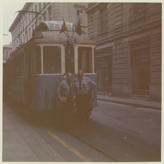 Capitreno in posa con un convoglio della ferrovia Lugano-Cadro-Dino