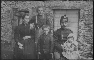 Famiglia in posa a Cimadera