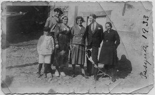 Famiglia Bricalli in posa a Cimadera