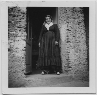 Pierina Soldati-Bricalli in abiti tipici di Cimadera