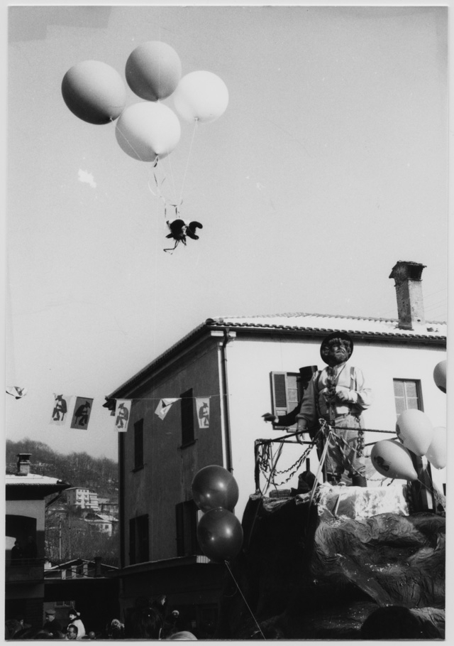 Sfilata dei carri al carnevale di Tesserete