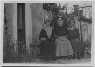 Famiglia in posa a Pambio